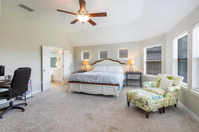 Building Photo - 4507 Cypress Dr