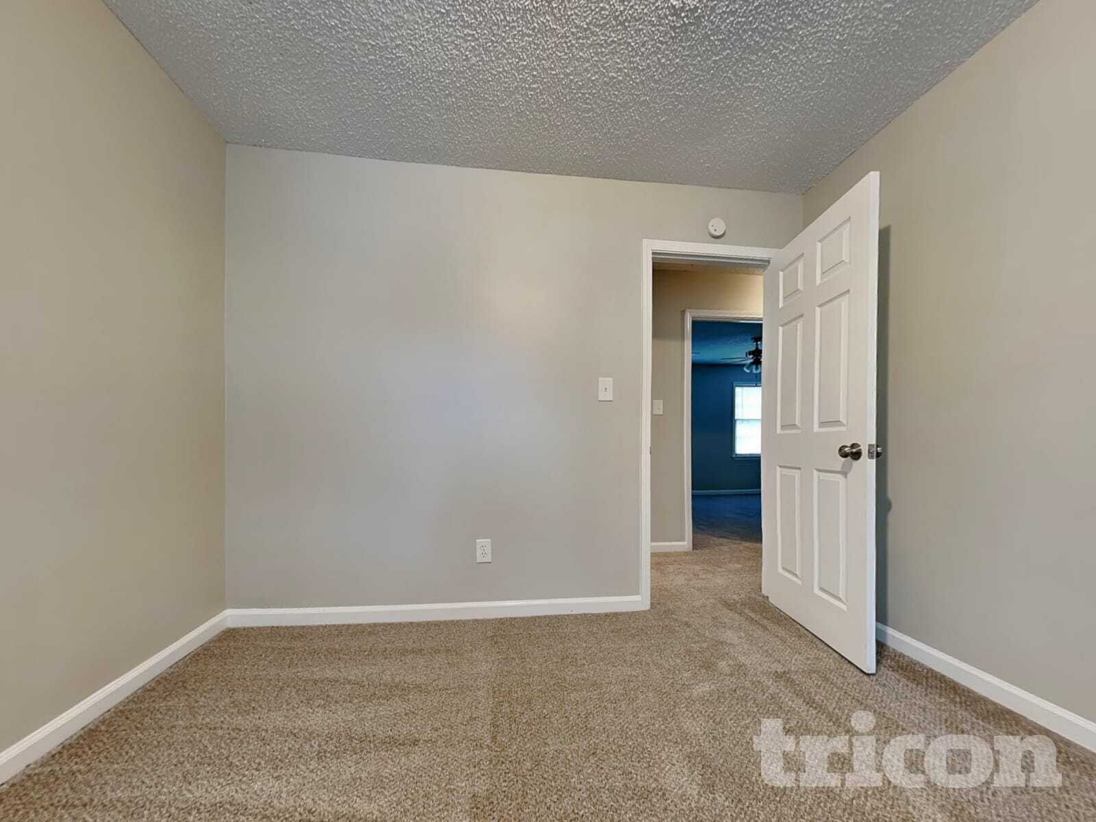 Building Photo - 1444 Riverwood Ct