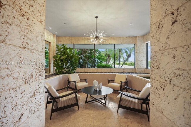 Building Photo - 1000 W Island Blvd