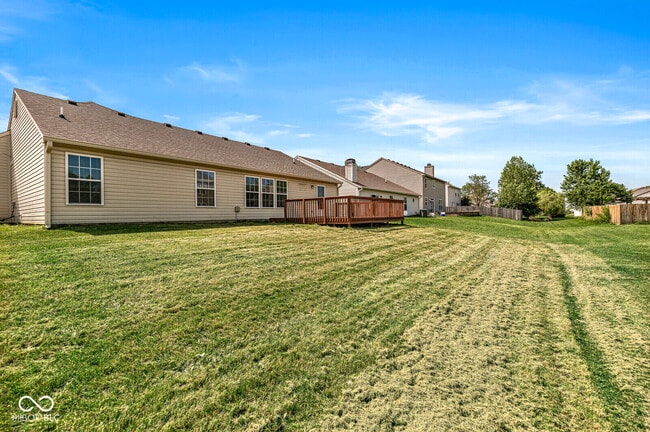 Building Photo - 2747 Foxbriar Pl