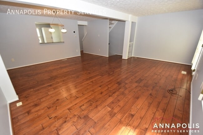 Building Photo - 541 Bay Dale Ct