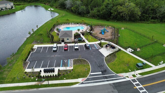 Building Photo - 2287 Portrait St