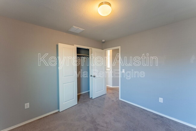 Building Photo - 5800 Kennedy St