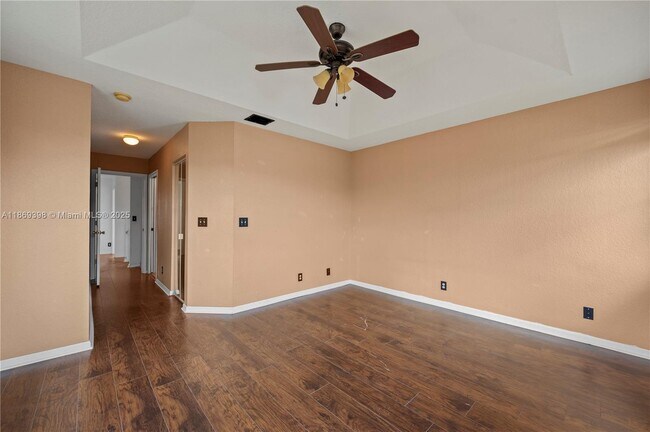 Building Photo - 6714 NW 39th Ln