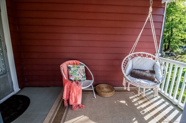 Building Photo - 46 White Birch Rd