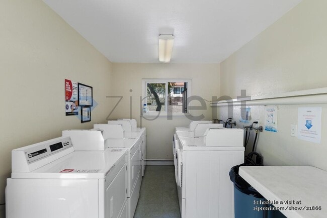 Building Photo - 99 E Middlefield Rd