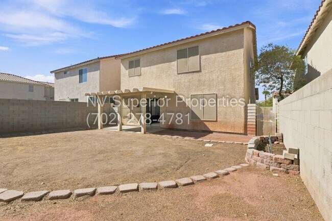 Building Photo - 8713 W Majestic Pine Ave