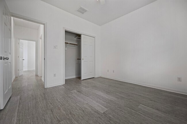Building Photo - 20814 Ochre Willow Tr
