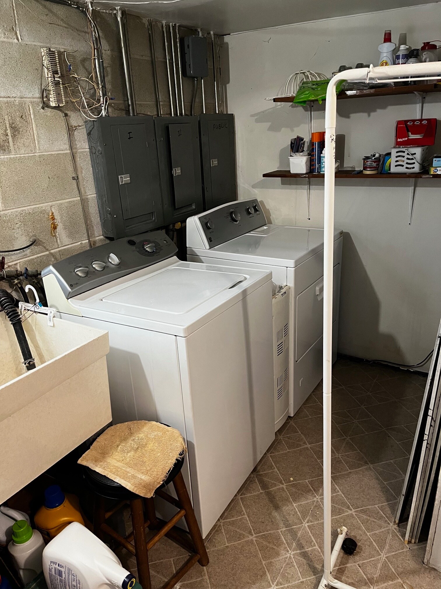 Laundry/Utility Room - 5030 Carol St