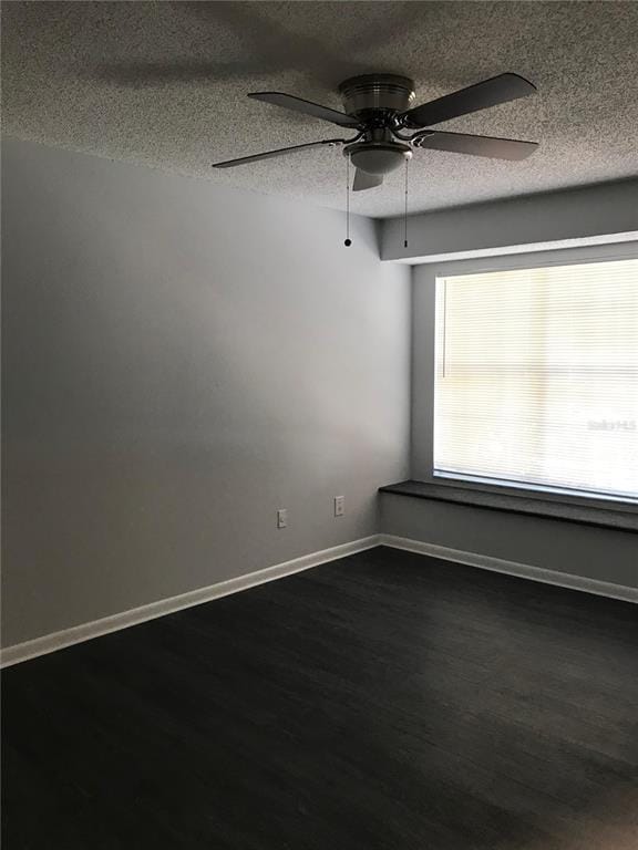 Building Photo - 11141 Essex Ridge Ct