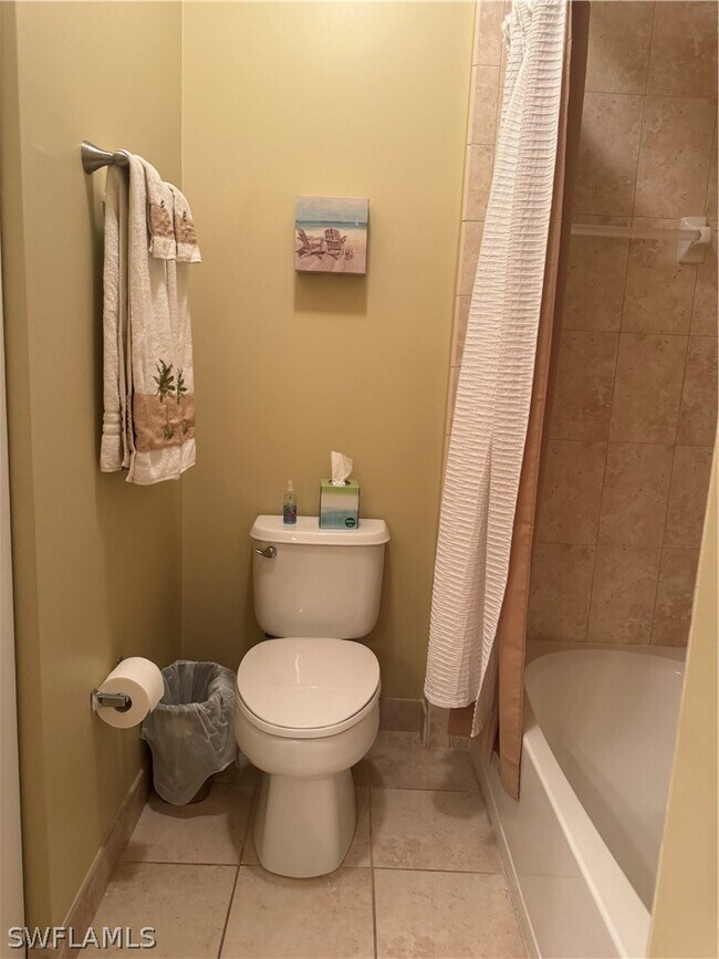 Building Photo - 20131 Estero Gardens Cir