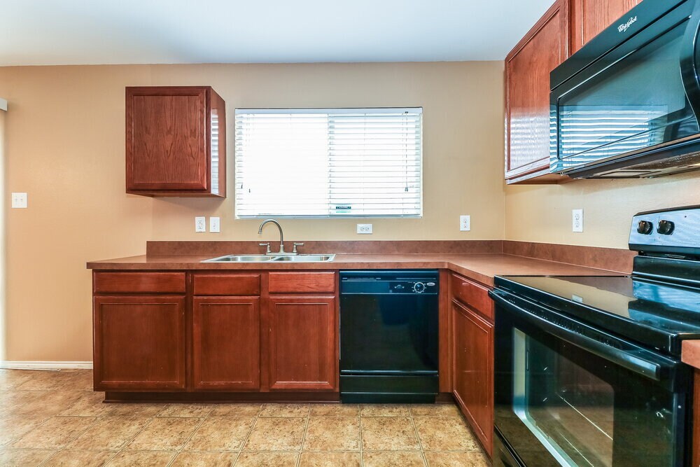 Building Photo - 10001 Chrysalis Dr