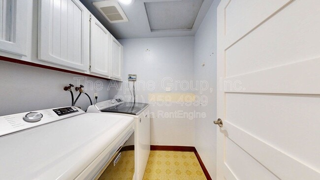 Building Photo - 2314 SE 53rd Ave