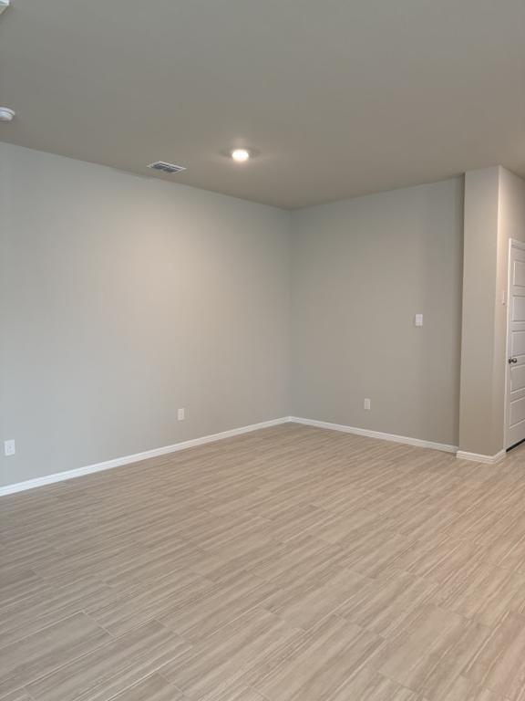 Building Photo - 448 Kaufman Dr