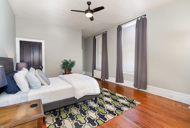 Building Photo - 1005 N 2nd St