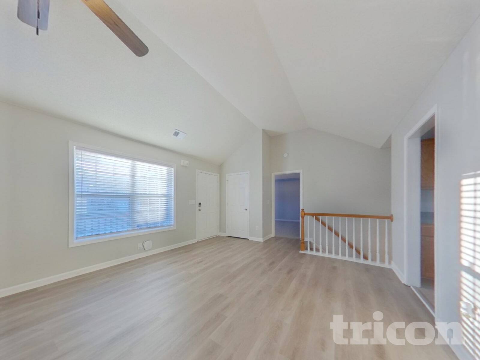 Building Photo - 15 Stable Ln