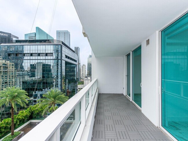 Building Photo - 1080 Brickell Ave