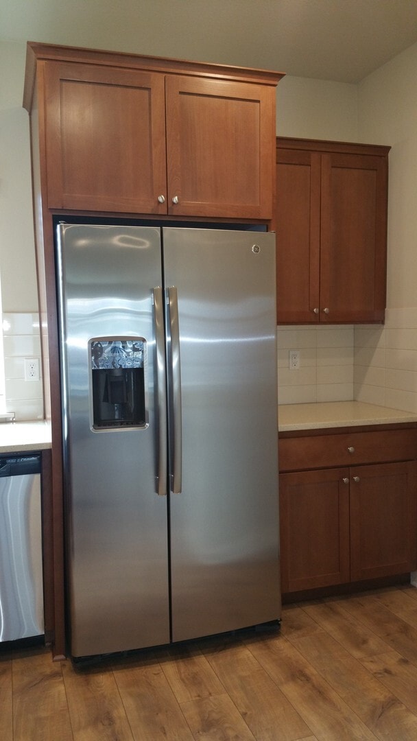 Building Photo - 427 NE Tork Pl