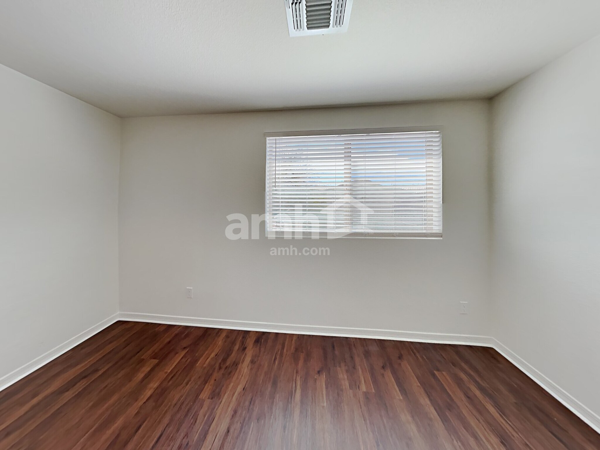 Building Photo - 138 E Calle Del Rondador