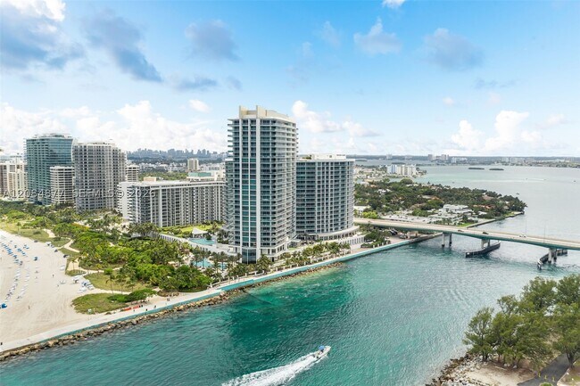 Building Photo - 10295 Collins Ave