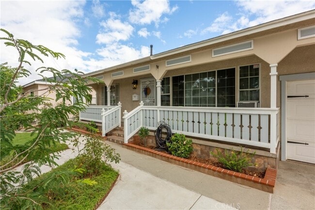 Building Photo - 5634 Oliva Ave