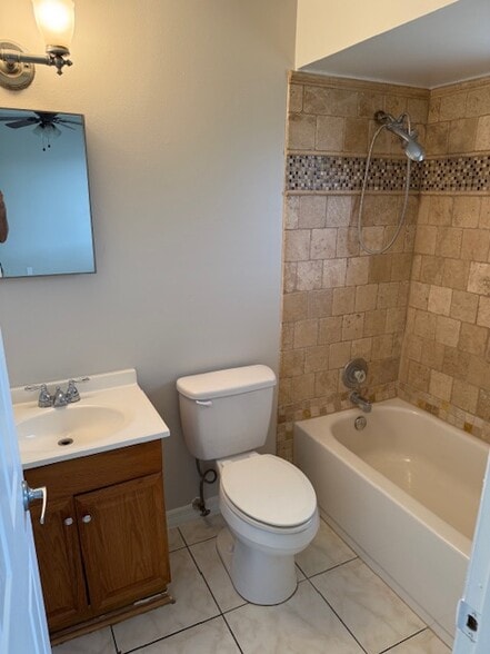 Building Photo - 12307 Antonio Cir
