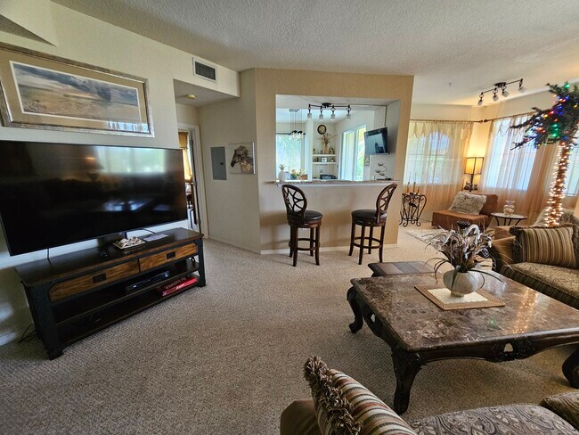 Building Photo - 11023 Legacy Ln