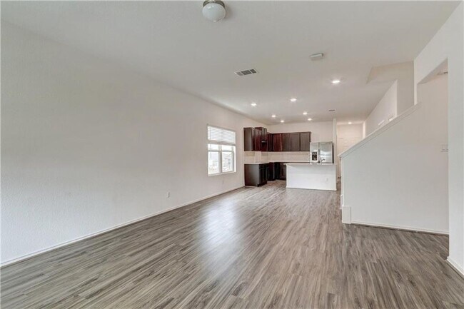 Building Photo - 5829 Bellissima Way