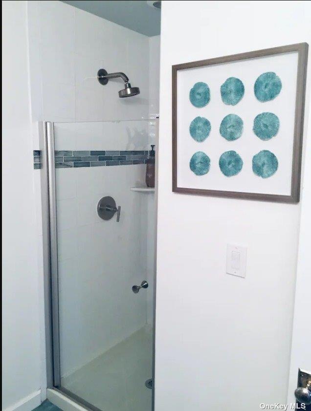 Building Photo - 27 Crescent Ave