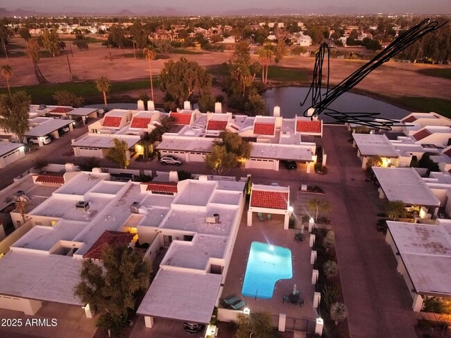 Building Photo - 2529 N Miller Rd