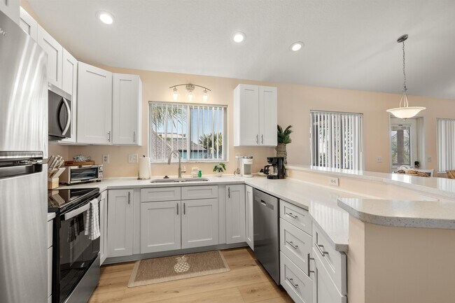 Building Photo - 740-A1A A1A Beach Blvd