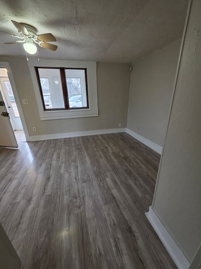 Building Photo - Charming 1 Bedroom Home – Fresh Updates! | $700/Month