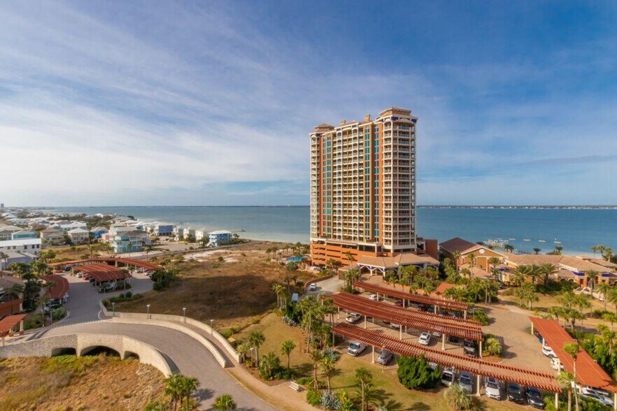 Building Photo - 1 Portofino Dr