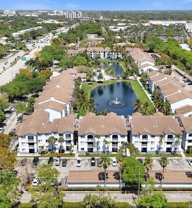 Building Photo - 2600 S University Dr
