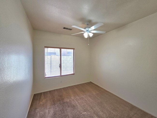 Building Photo - 609 W Rio Vista Ln