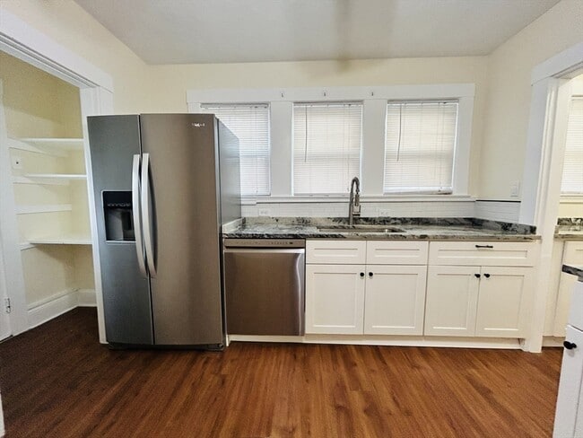 Building Photo - 55-57-57 Tappan St