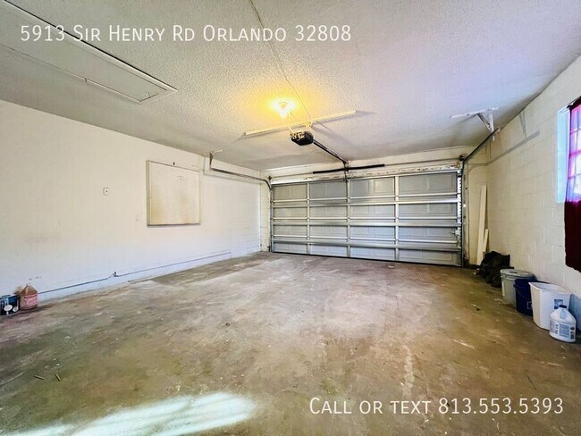 Building Photo - 5913 Sir Henry Rd