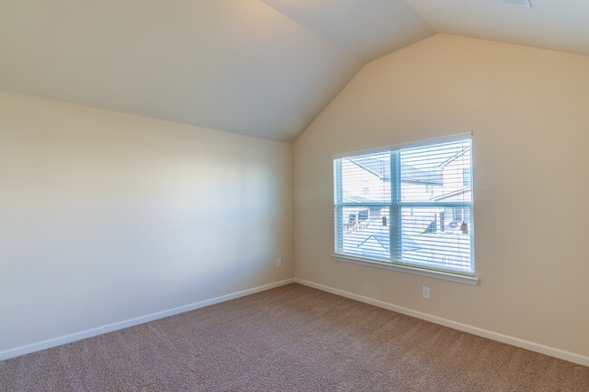 Building Photo - 3375 Grove Landing Cir