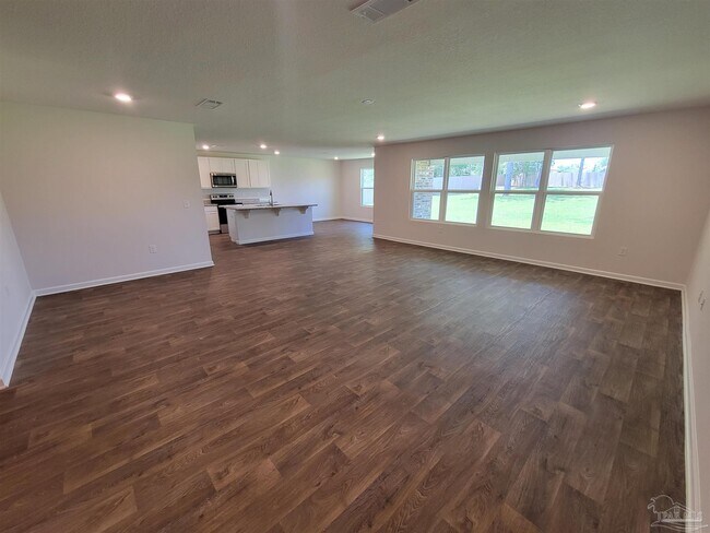 Building Photo - 8016 Twin Cedar Dr