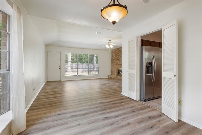 Building Photo - 78 Deerfoot Ct