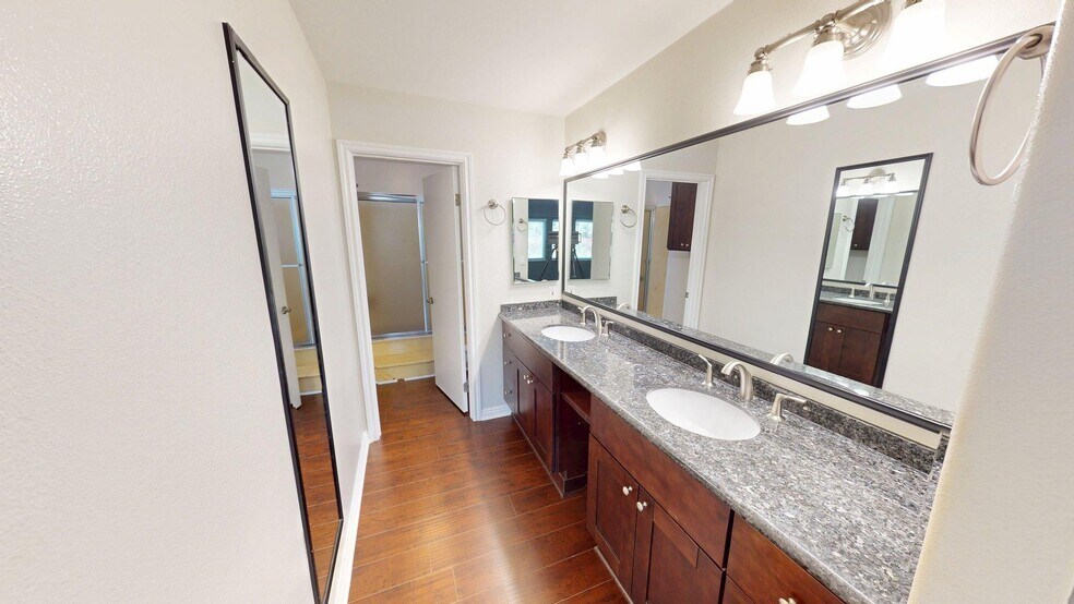 Building Photo - 832 Cayo Grande Ct