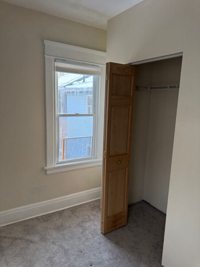 Building Photo - 225 Liberty St