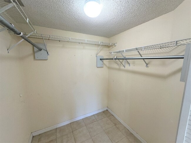 Building Photo - 7773 Jewel Ln