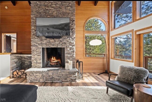 Building Photo - Mountain Modern Retreat