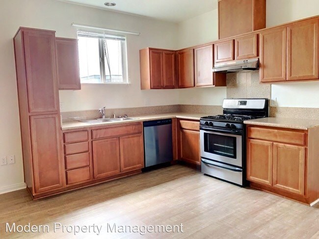 Building Photo - 22018 Gault St