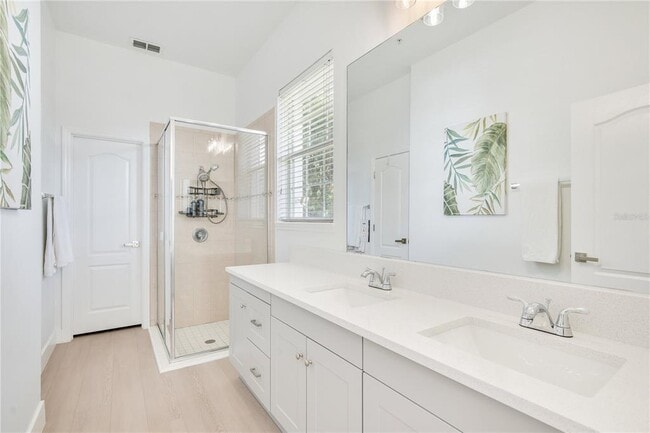 Building Photo - 1659 Hanks Ave