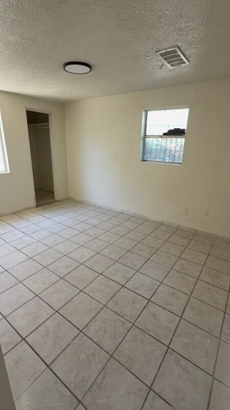 Building Photo - 3216 Rosa Ave