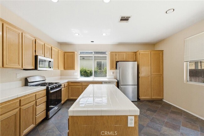 Building Photo - 13333 Golden Horn Dr
