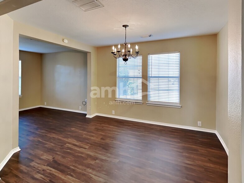 Building Photo - 3027 Acacia Fair Ln