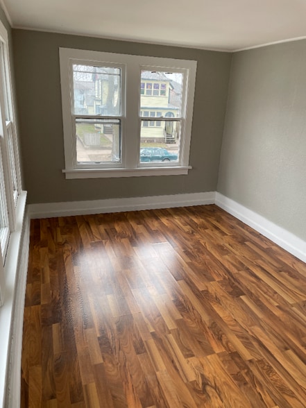 Building Photo - 1033 Redfield St